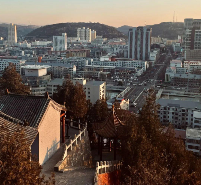 吕梁，历史底蕴与现代风采的交融胜地